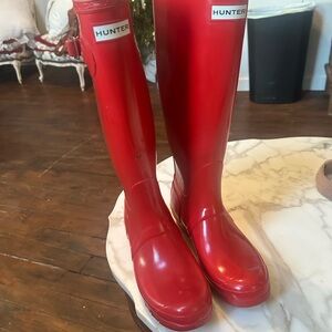 Hunter Bold Red Waterproof Boots